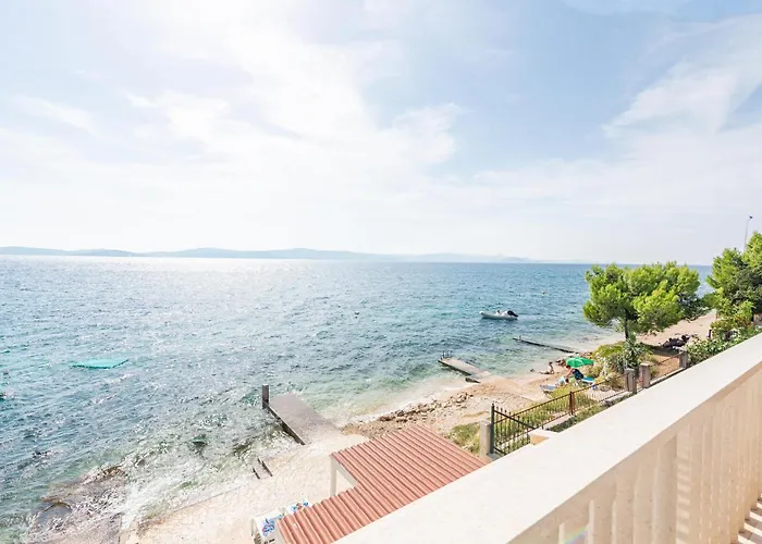 2 Bedroom Amazing In *