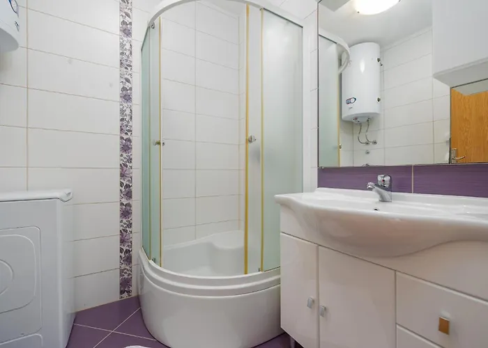 2 Bedroom Amazing In Daire *