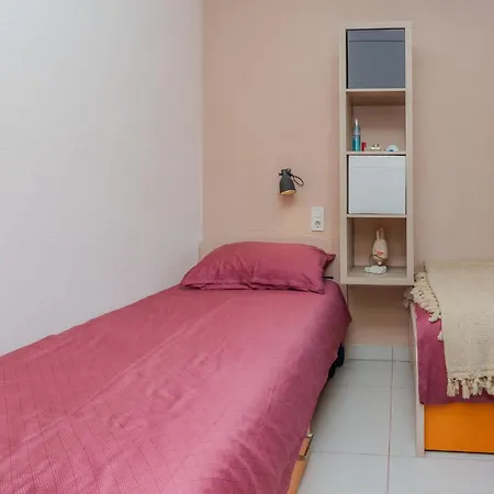 Apartment 2 Bedroom Amazing In Nin