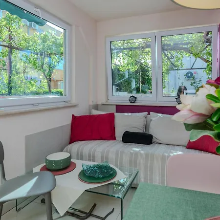 Apartment 2 Bedroom Amazing In