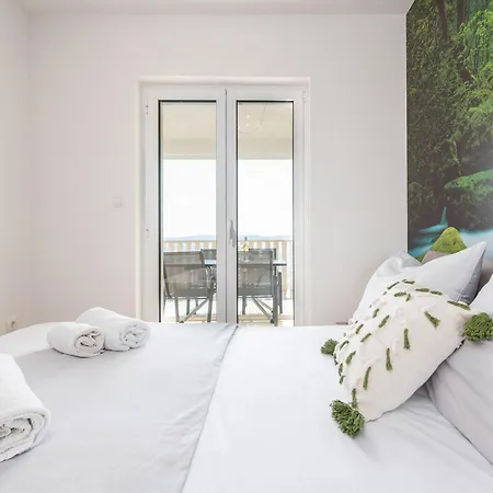 Stunning In With Wifi Appartement Bibinje